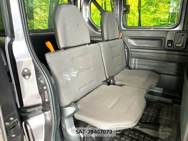 Honda N-VAN 2022-04 6752782-8