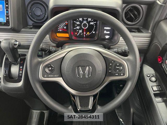 Honda N-VAN 2020-08 6816397-10