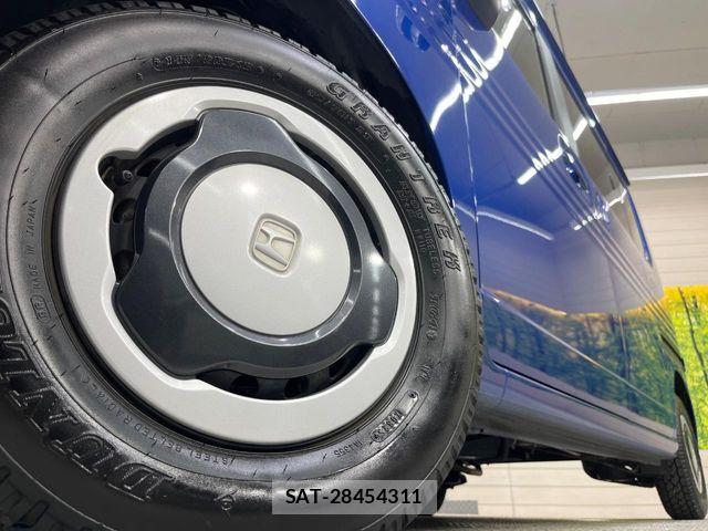Honda N-VAN 2020-08 6816397-12