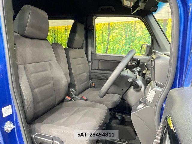 Honda N-VAN 2020-08 6816397-7