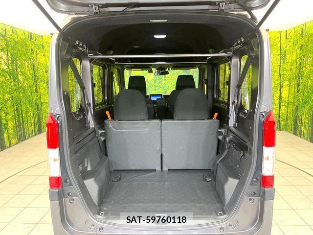 Honda N-VAN 2022-03 6816395-9