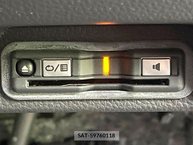 Honda N-VAN 2022-03 6816395-6