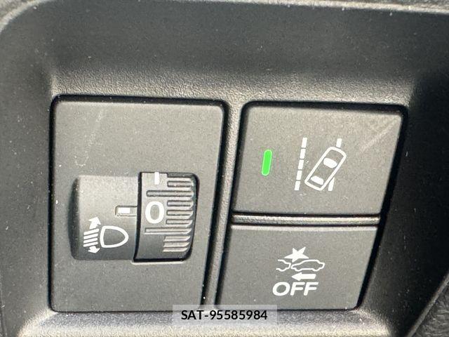 Honda N-VAN 2023-04 6910795-25