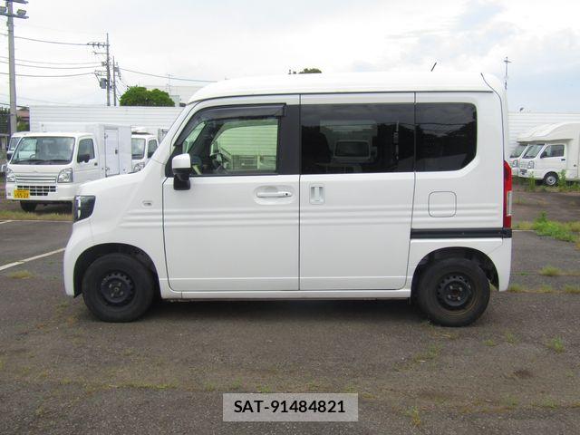 Honda N-VAN 2020-03 6910798-7