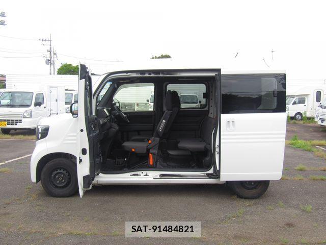 Honda N-VAN 2020-03 6910798-8
