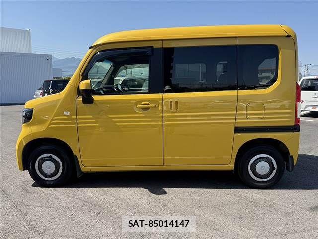 Honda N-VAN 2020-10 6996764-11