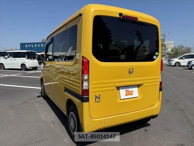 Honda N-VAN 2020-10 6996764-12