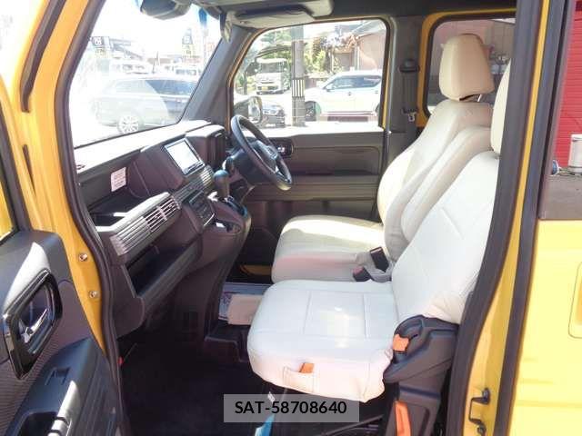 Honda N-VAN 2019-07 7021172-11