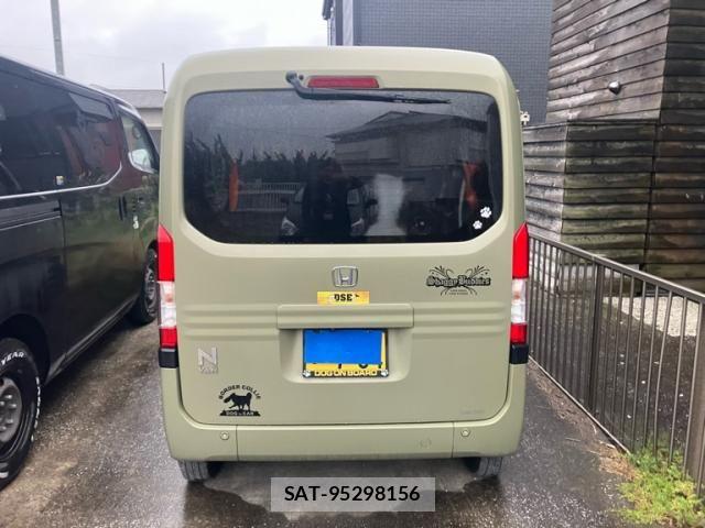 Honda N-VAN 2019-03 7060090-11