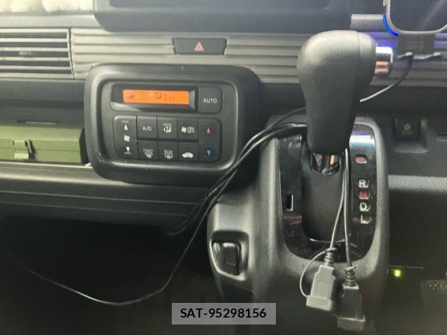 Honda N-VAN 2019-03 7060090-19
