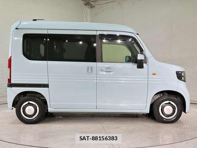 Honda N-VAN 2021-03 7223215-3