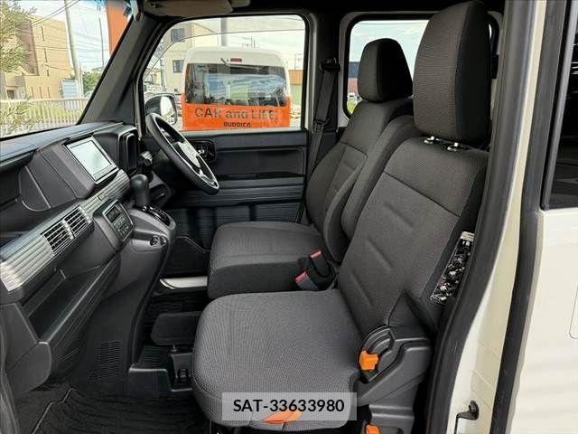 Honda N-VAN 2019-06 7223210-16