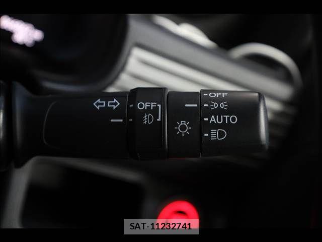 Honda N-VAN 2018-10 7272623-7