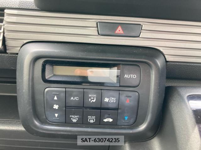 Honda N-VAN 2019-09 7261851-12
