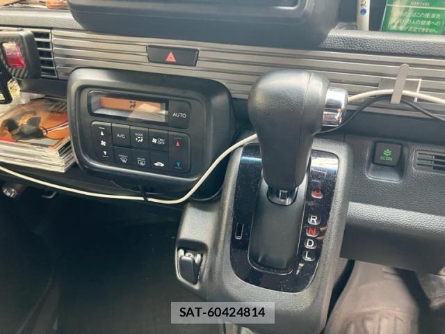 Honda N-VAN 2019-01 7619007-26