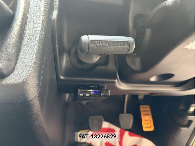 Honda N-VAN 2019-07 7787947-16