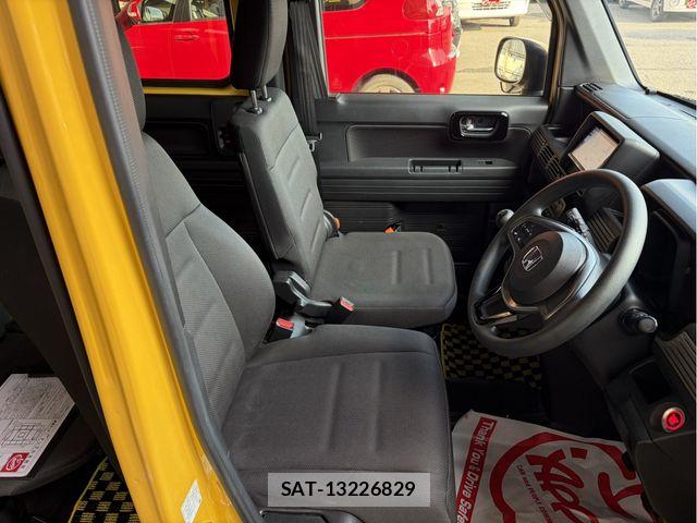 Honda N-VAN 2019-07 7787947-8