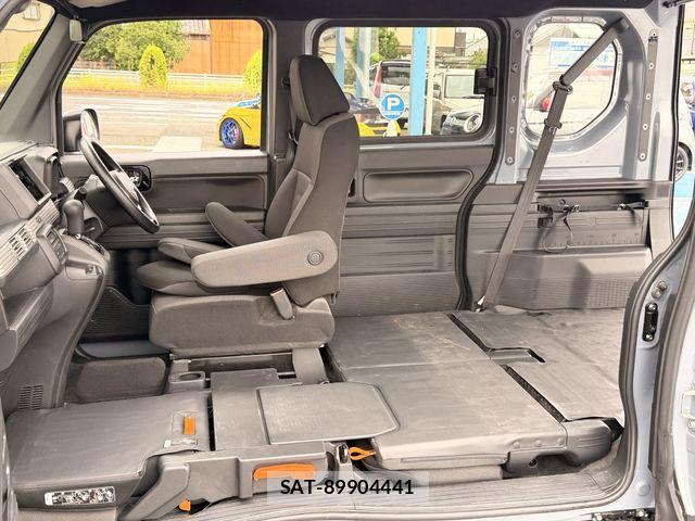 Honda N-VAN 2024-01 7963159-28