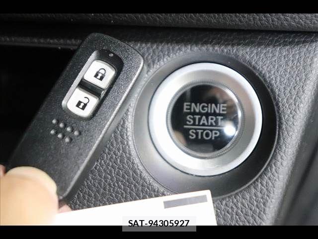 Honda N-VAN 2020-11 7980453-5