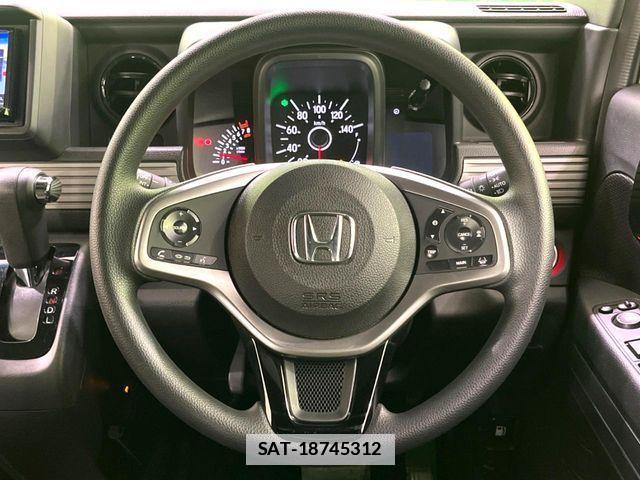 Honda N-VAN 2020-12 7980450-10