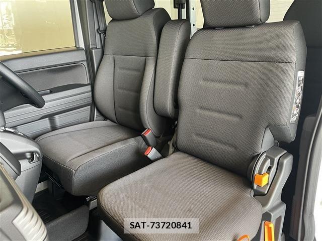 Honda N-VAN 2022-03 7980449-25