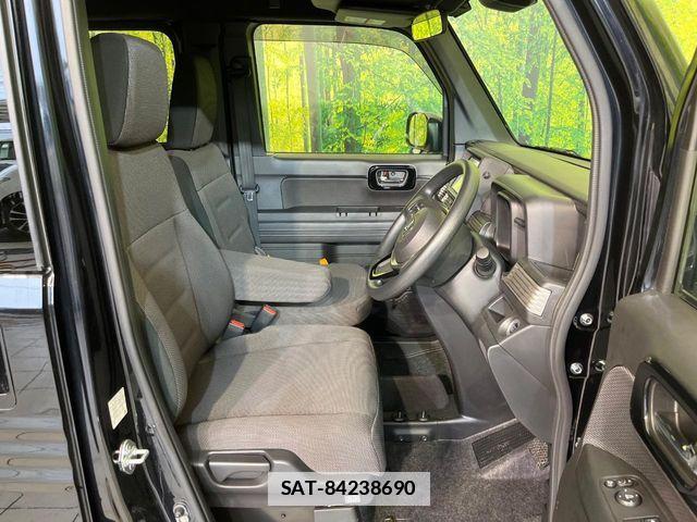 Honda N-VAN 2022-10 7980451-7