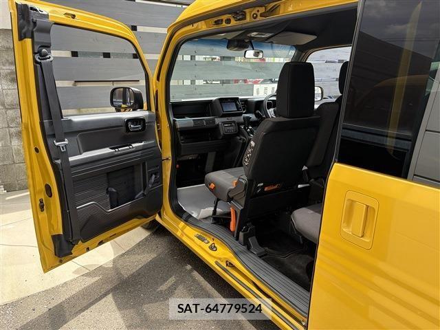 Honda N-VAN 2018-12 8037430-18