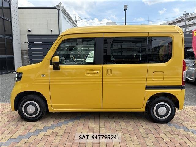 Honda N-VAN 2018-12 8037430-7