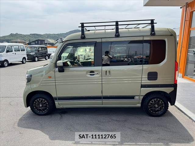 Honda N-VAN 2021-03 8037433-11