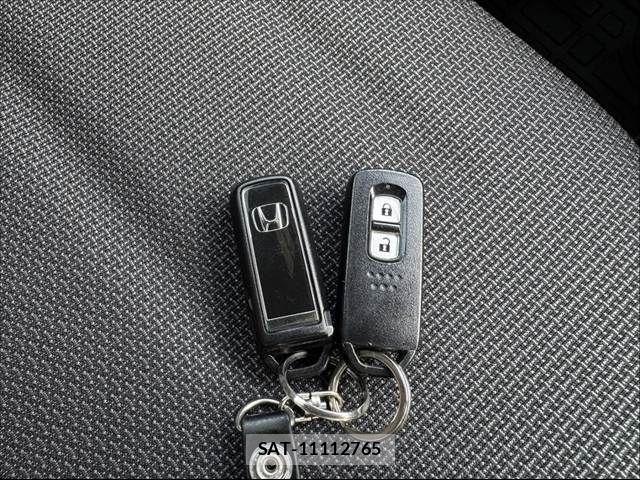 Honda N-VAN 2021-03 8037433-6