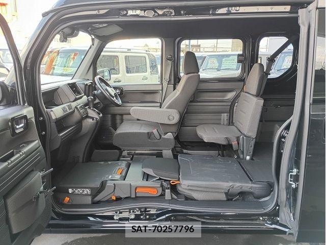 Honda N-VAN 2023-12 8075023-24