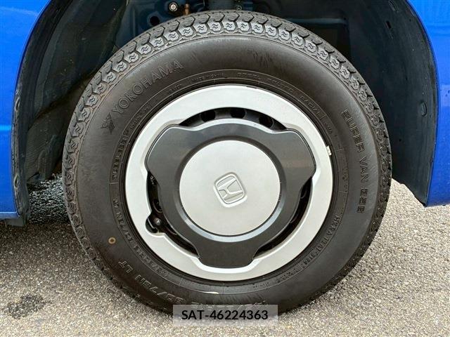 Honda N-VAN 2019-10 8101036-10