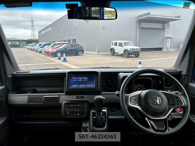Honda N-VAN 2019-10 8101036-13