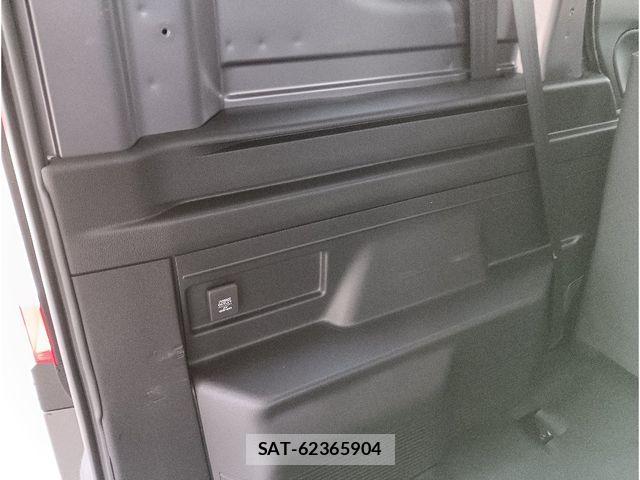 Honda N-VAN 2023-08 8101028-9