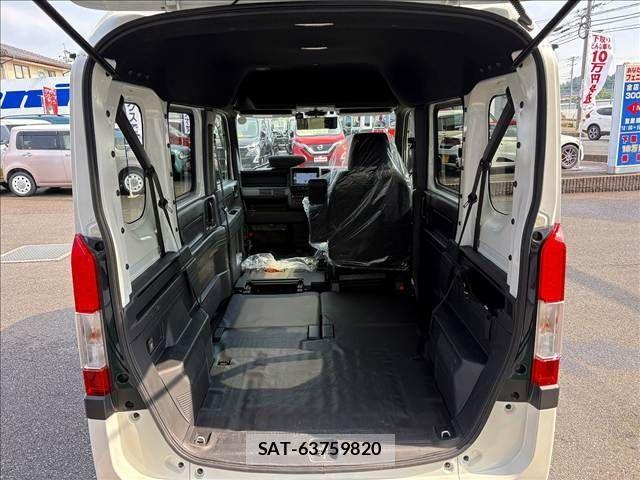 Honda N-VAN 2024-03 8146378-9