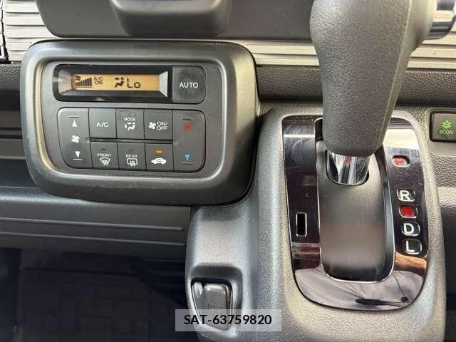 Honda N-VAN 2024-03 8146378-12