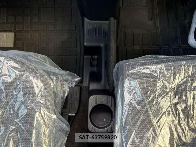 Honda N-VAN 2024-03 8146378-14