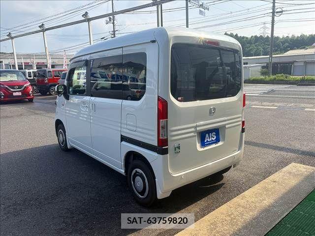 Honda N-VAN 2024-03 8146378-2