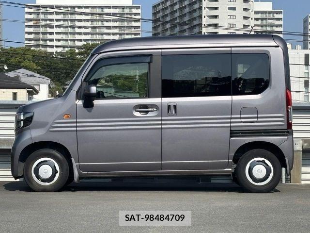 Honda N-VAN 2021-06 8158955-18