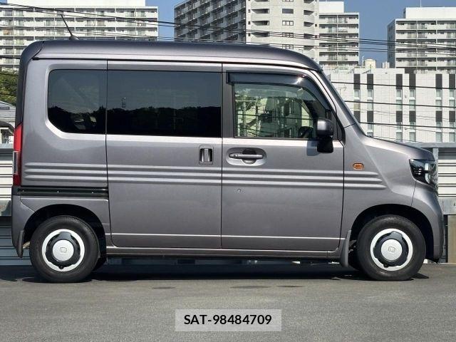 Honda N-VAN 2021-06 8158955-21