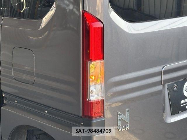 Honda N-VAN 2021-06 8158955-25