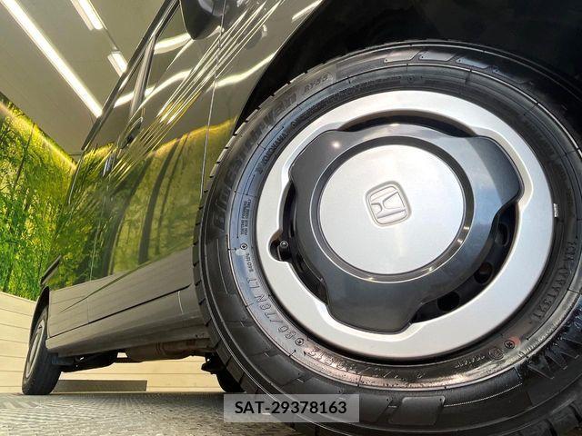Honda N-VAN 2019-02 8158954-13