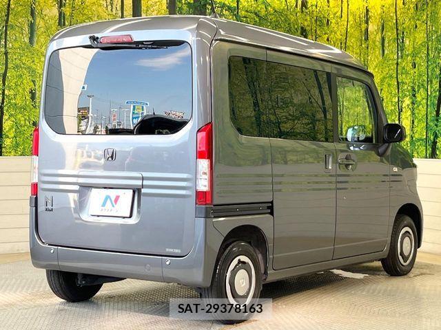 Honda N-VAN 2019-02 8158954-17