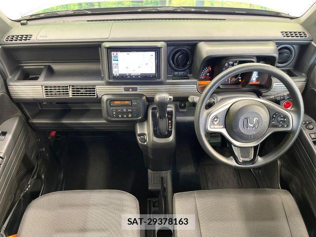 Honda N-VAN 2019-02 8158954-1