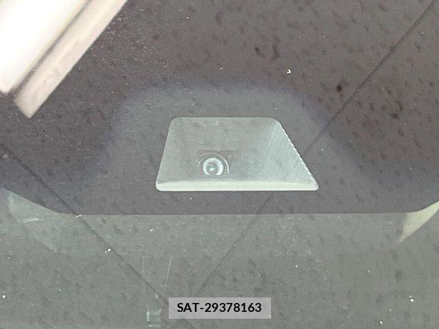 Honda N-VAN 2019-02 8158954-2