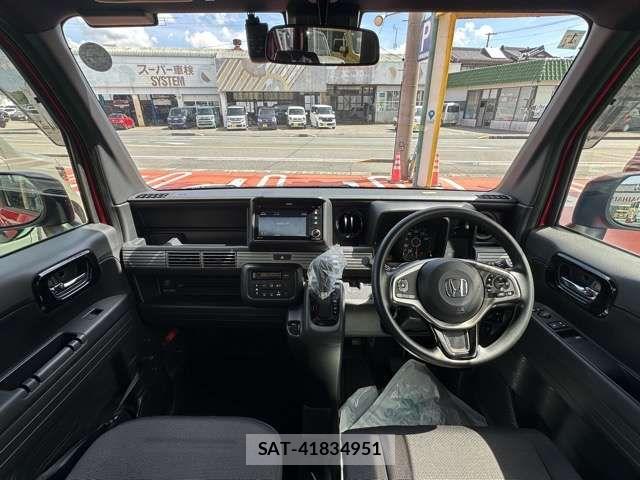 Honda N-VAN 2023-01 8209382-6