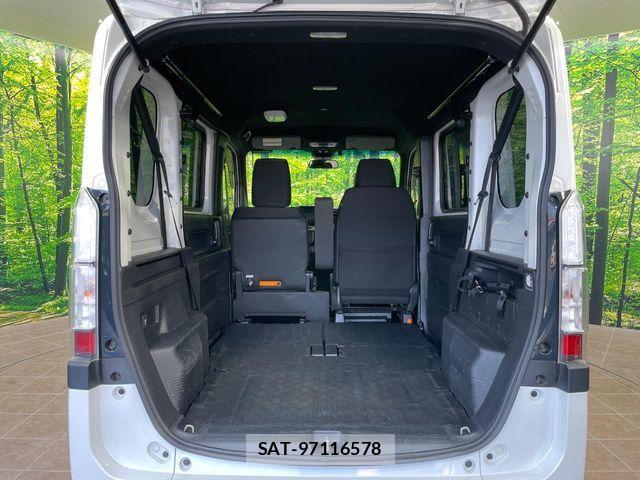 Honda N-VAN 2019-11 8209385-9