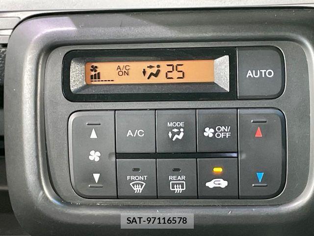 Honda N-VAN 2019-11 8209385-6