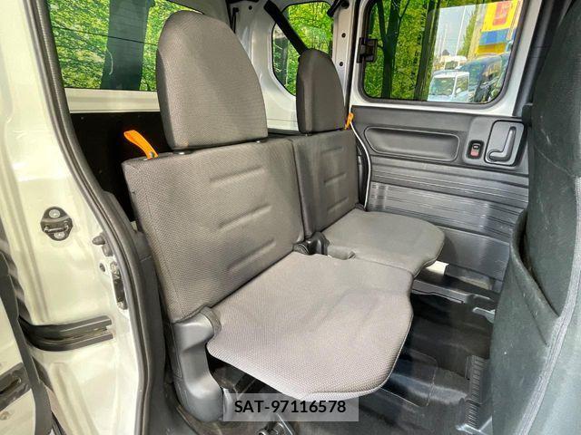 Honda N-VAN 2019-11 8209385-8