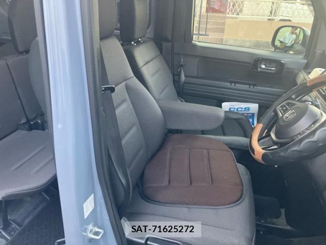 Honda N-VAN 2022-07 8316211-9
